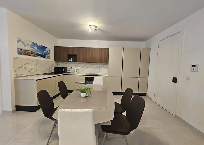 Stylish 2-bedroom At Ferry Tignes 2 P1 *