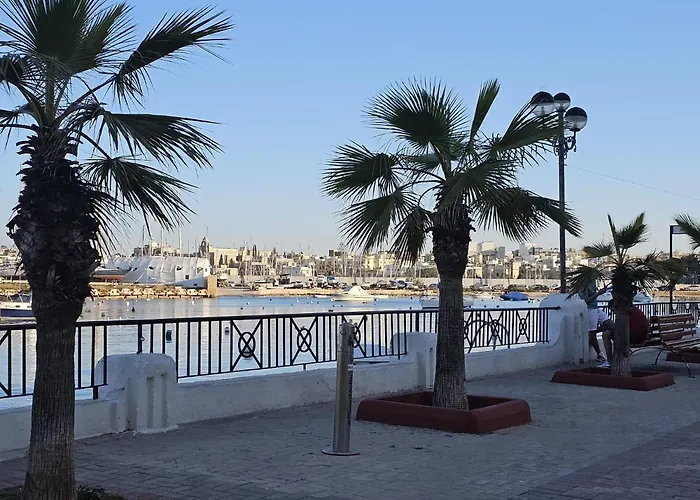 Stylish 2-bedroom At Ferry Tignes 2 P1 Апартаменты *